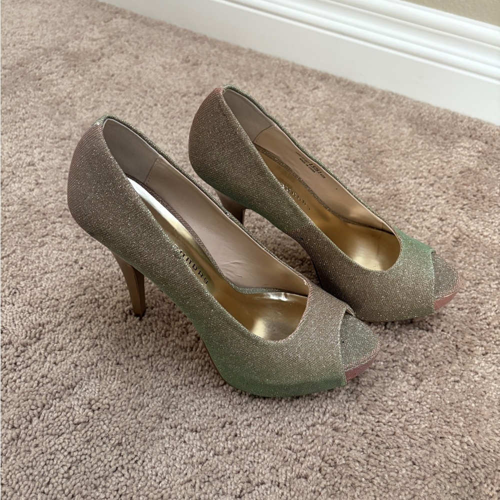 Chinese laundry Heels